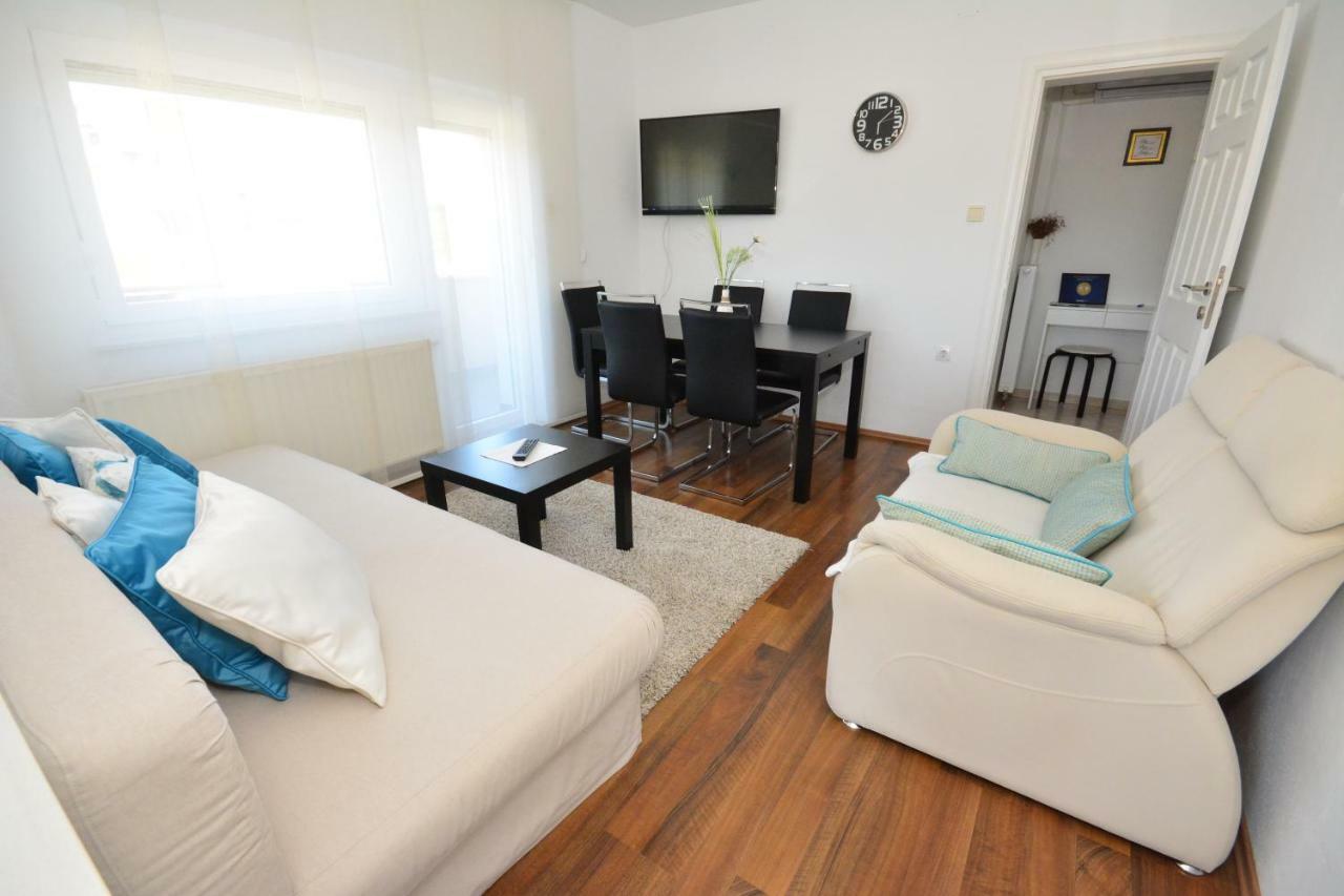 Apartman Viktoria Раковица Екстериор снимка