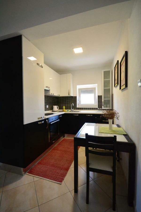 Apartman Viktoria Раковица Екстериор снимка