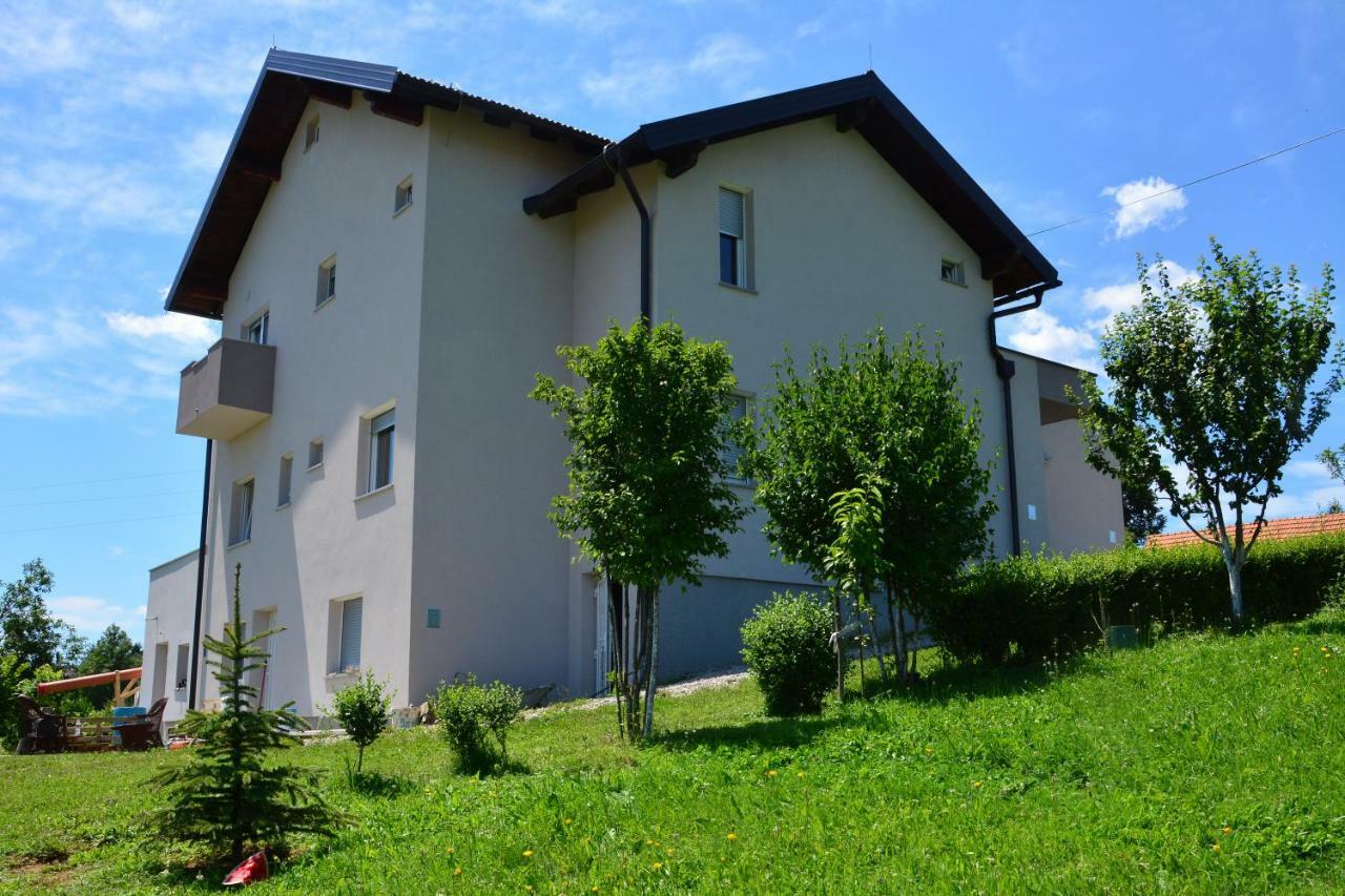 Apartman Viktoria Раковица Екстериор снимка