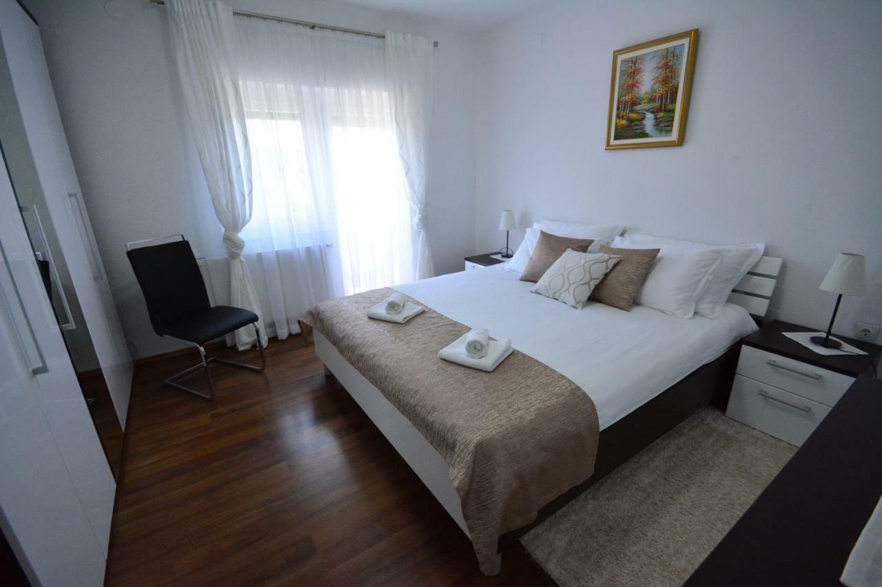 Apartman Viktoria Раковица Екстериор снимка