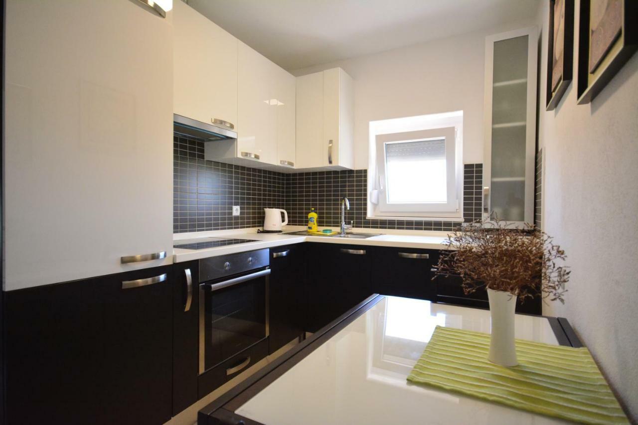 Apartman Viktoria Раковица Екстериор снимка